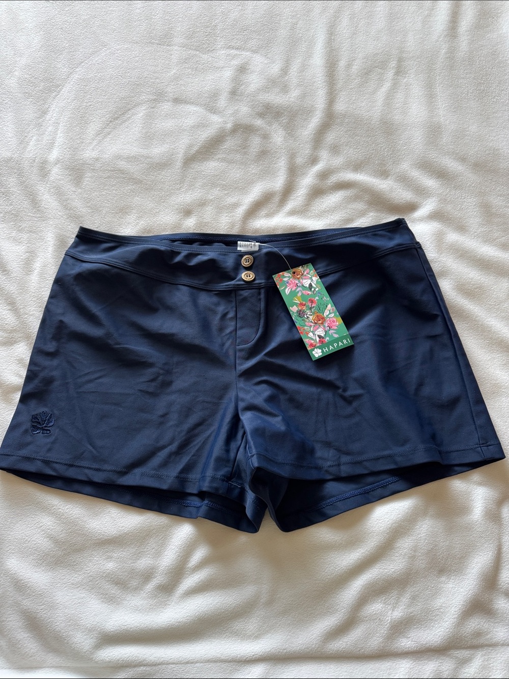 Hapari swim cover shorts